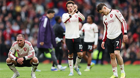 Liverpool của Arne Slot đang bị biến thành trò cười